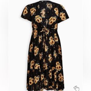 Torrid Sunflower Crepe Tie-Front Kimono 1X